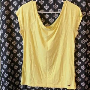 Banana yellow Hollister tee.